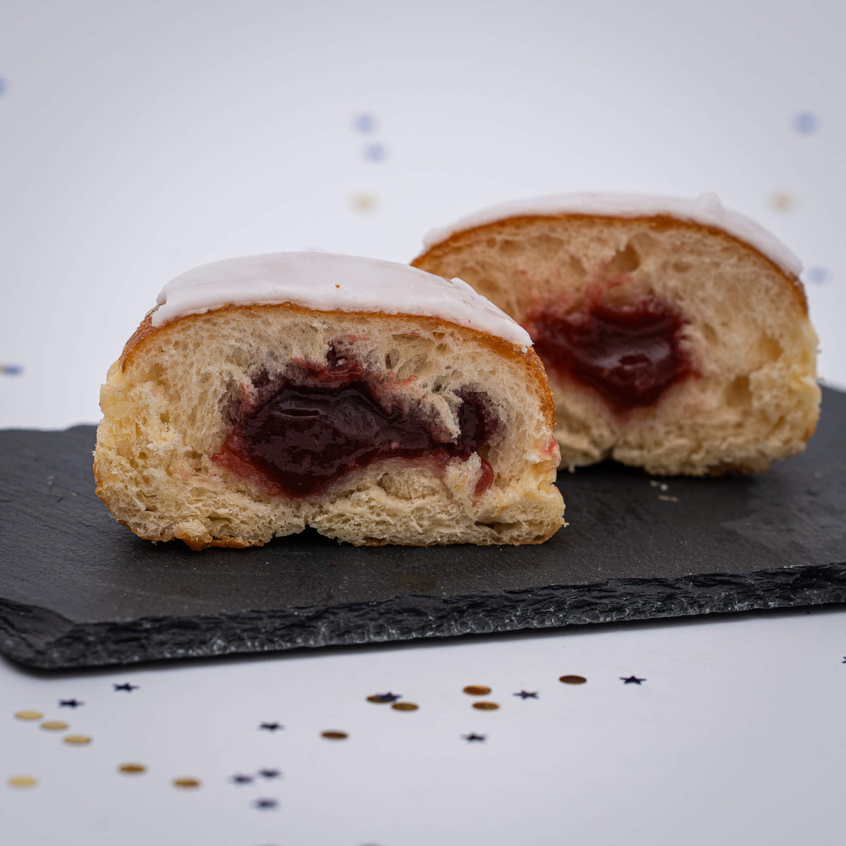 Cafe Reinhardt Berliner Guss rot 1