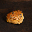 Cafe Reinhardt Kuerbiskernbroetchen 